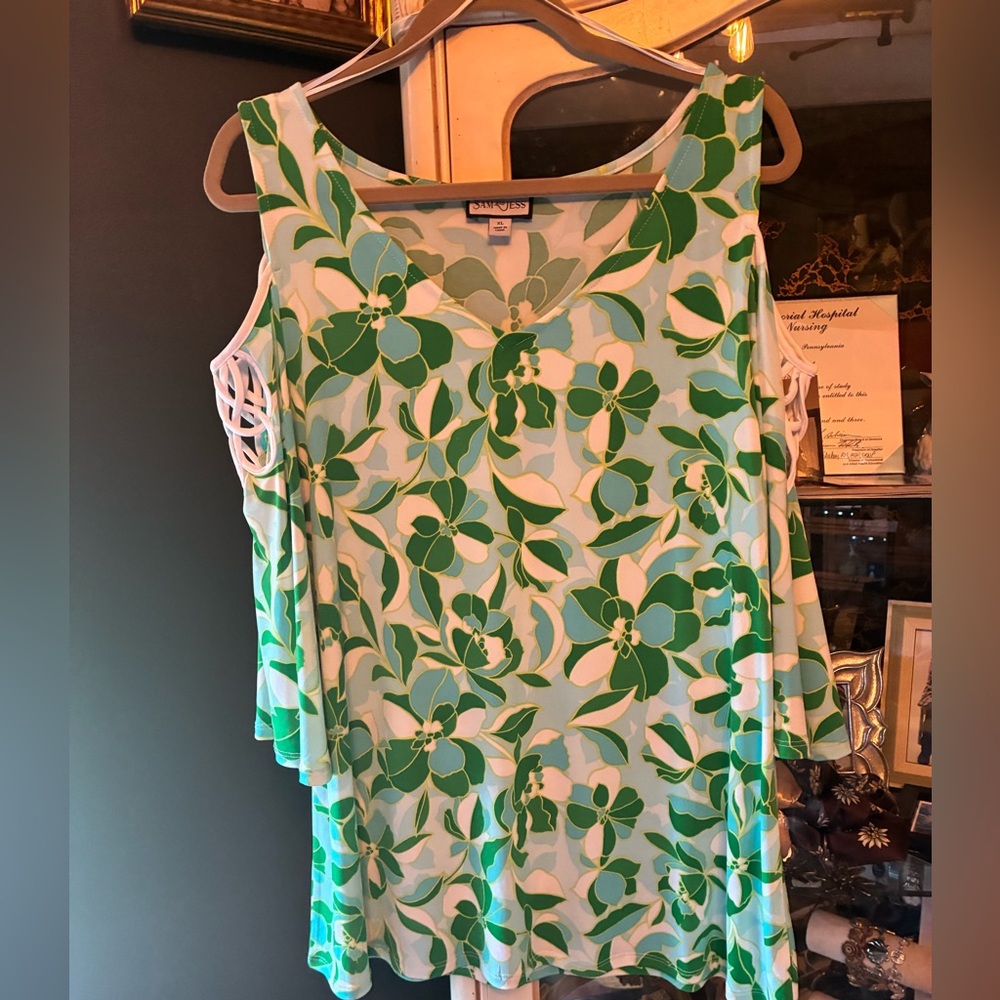 Green Floral Tunic